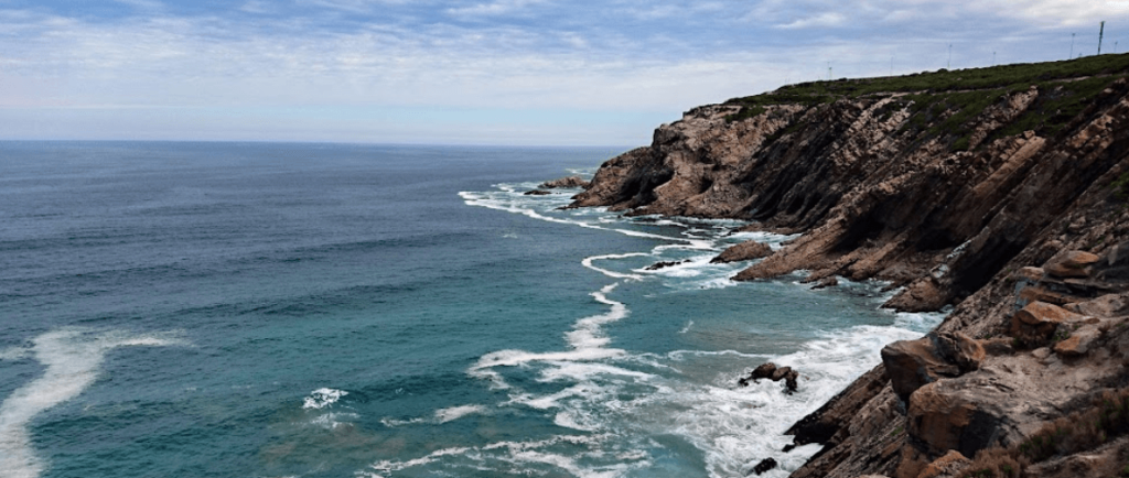 An example of the beautiful coastal scenery on this trail for backpacking Garden Route has to offer